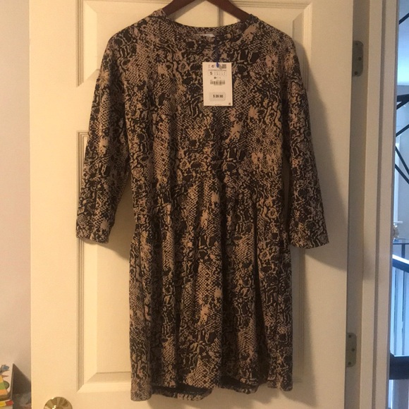 Zara Dresses & Skirts - NWT Zara dress Zara Dresses & Skirts - NWT Zara dress